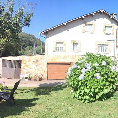 Casa Alvarina - Luarca * Cortina